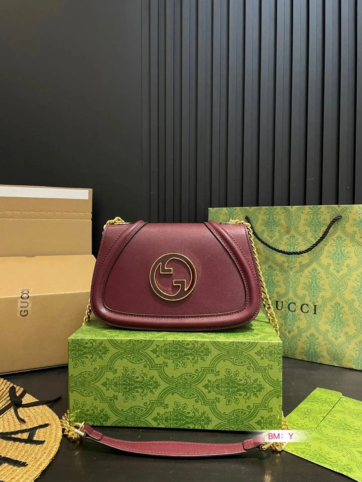 Gucci GG Supreme Horsebit Shoulder Bag 5 · Gucci 1:1 rep bag from $61 · DHL from Guangzhou, China