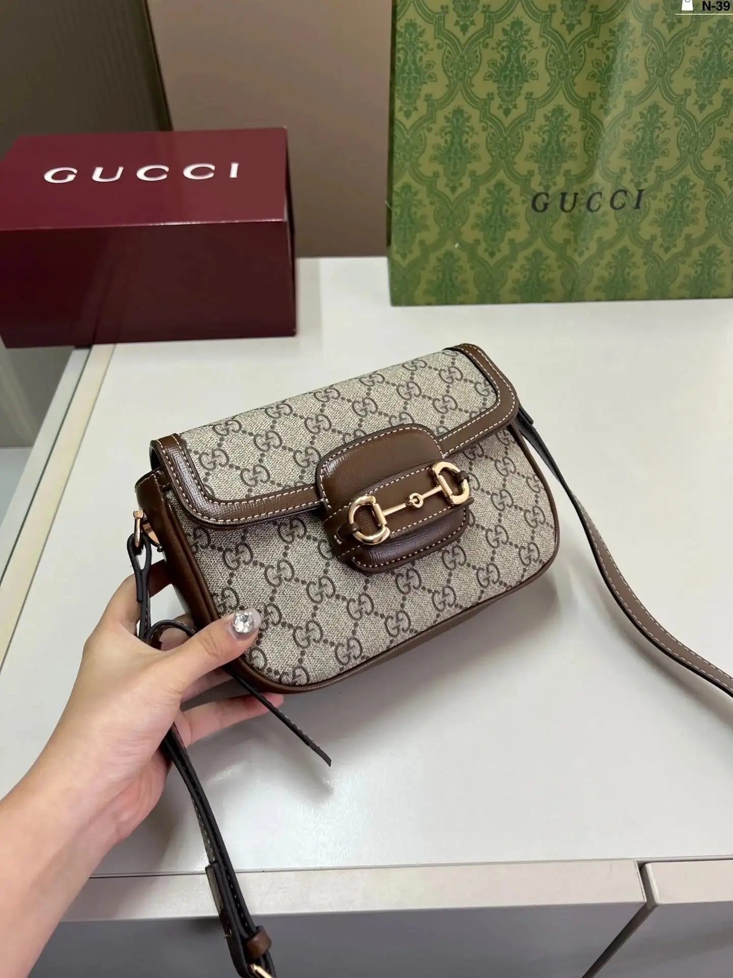 Gucci GG Supreme Horsebit Shoulder Bag 8 · Gucci 1:1 rep bag from $61 · DHL from Guangzhou, China
