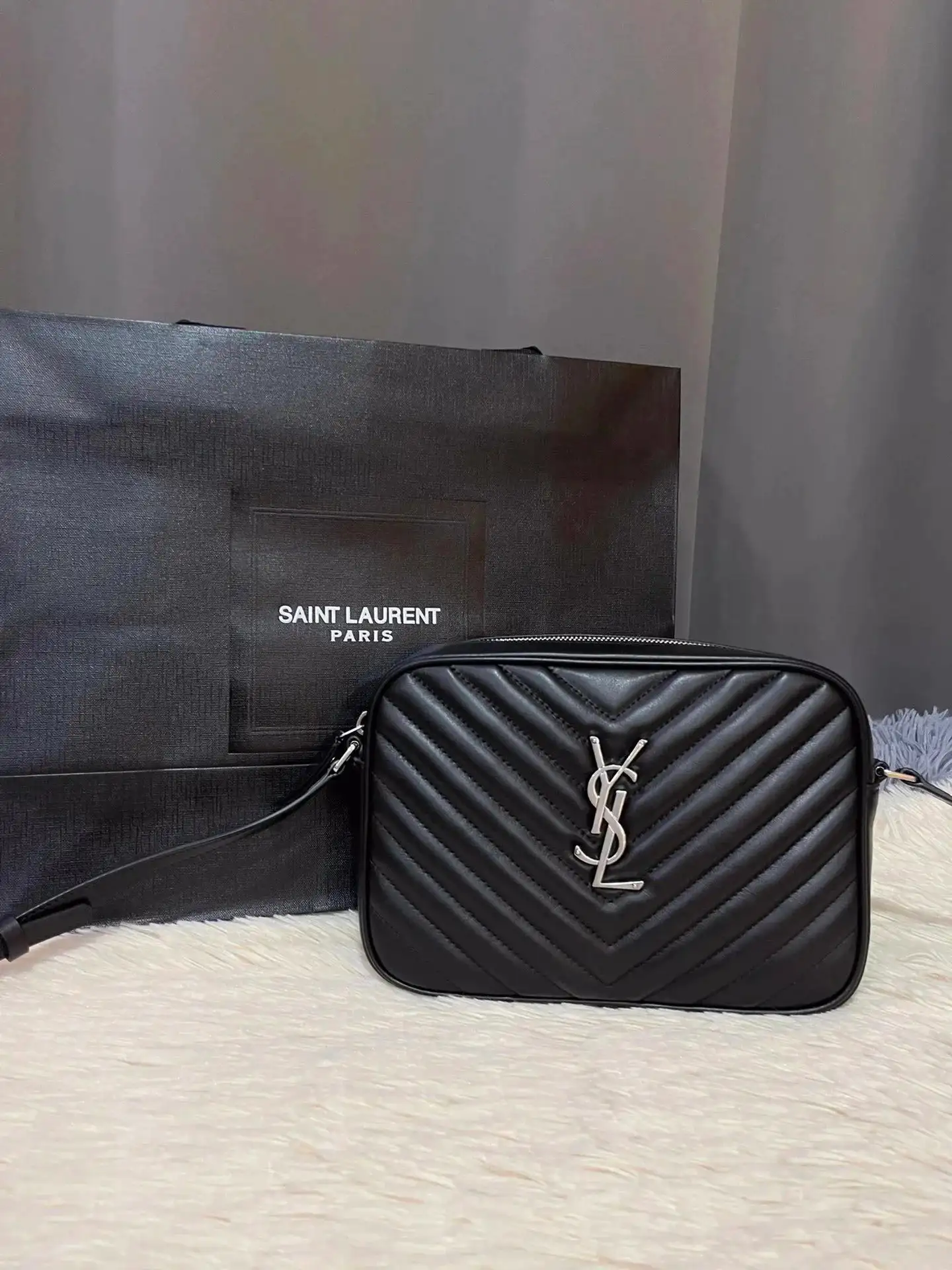 Saint Laurent Loulou Camera Bag — YSL 1:1 rep bag from $34 · DHL from Guangzhou, China