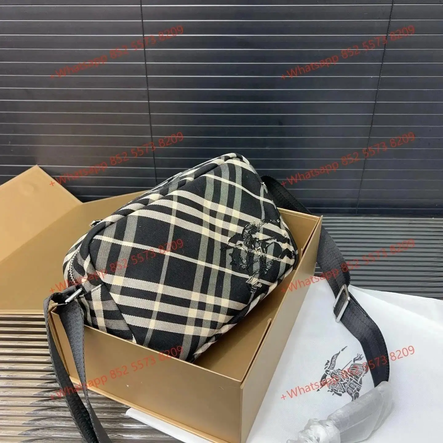 Burberry Vintage Check Bag 3 · Burberry 1:1 rep bag from $63 · DHL from Guangzhou, China
