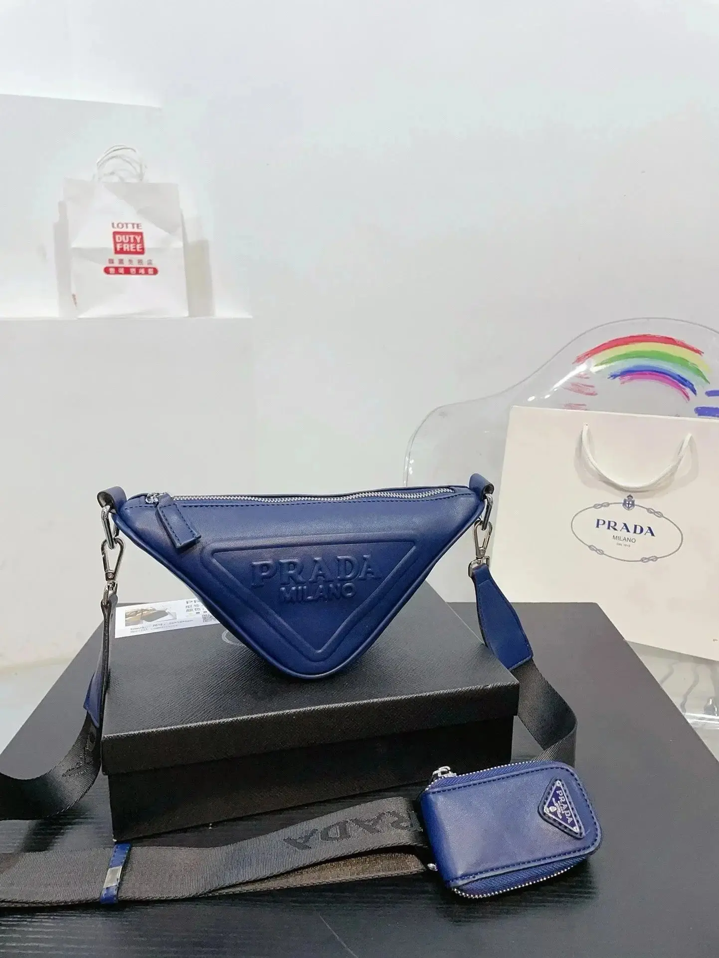 Prada Re-Edition 2005 Nylon Hobo Bag 4 · Prada 1:1 rep bag from $29 · DHL from Guangzhou, China