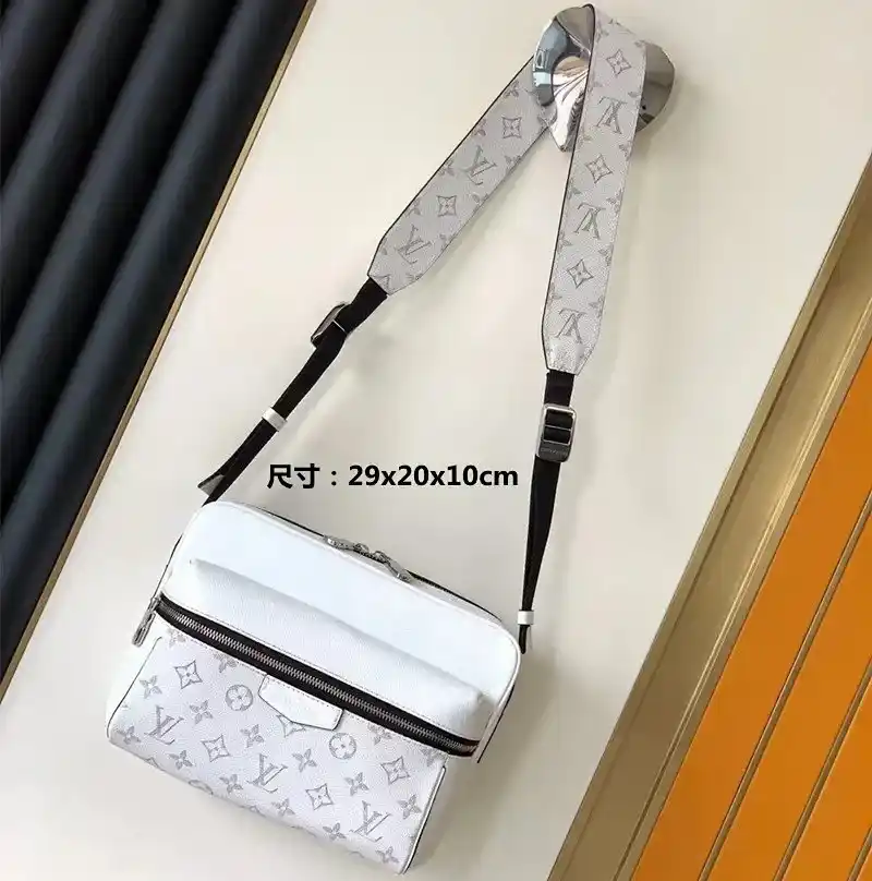 LV Monogram Chain Shoulder Bag 8