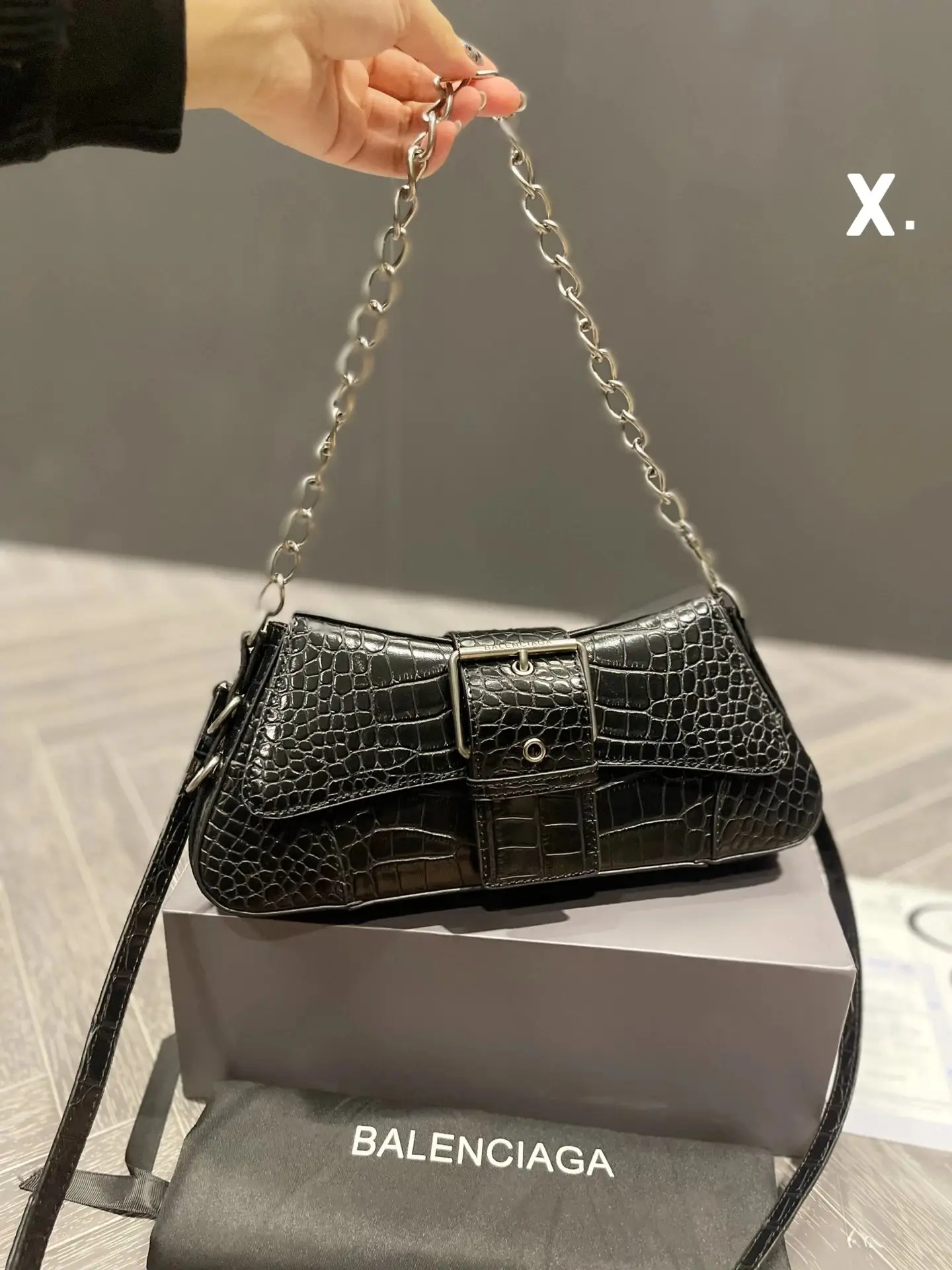 Balenciaga Chain Bag · Balenciaga 1:1 rep bag from $69 · DHL from Guangzhou, China