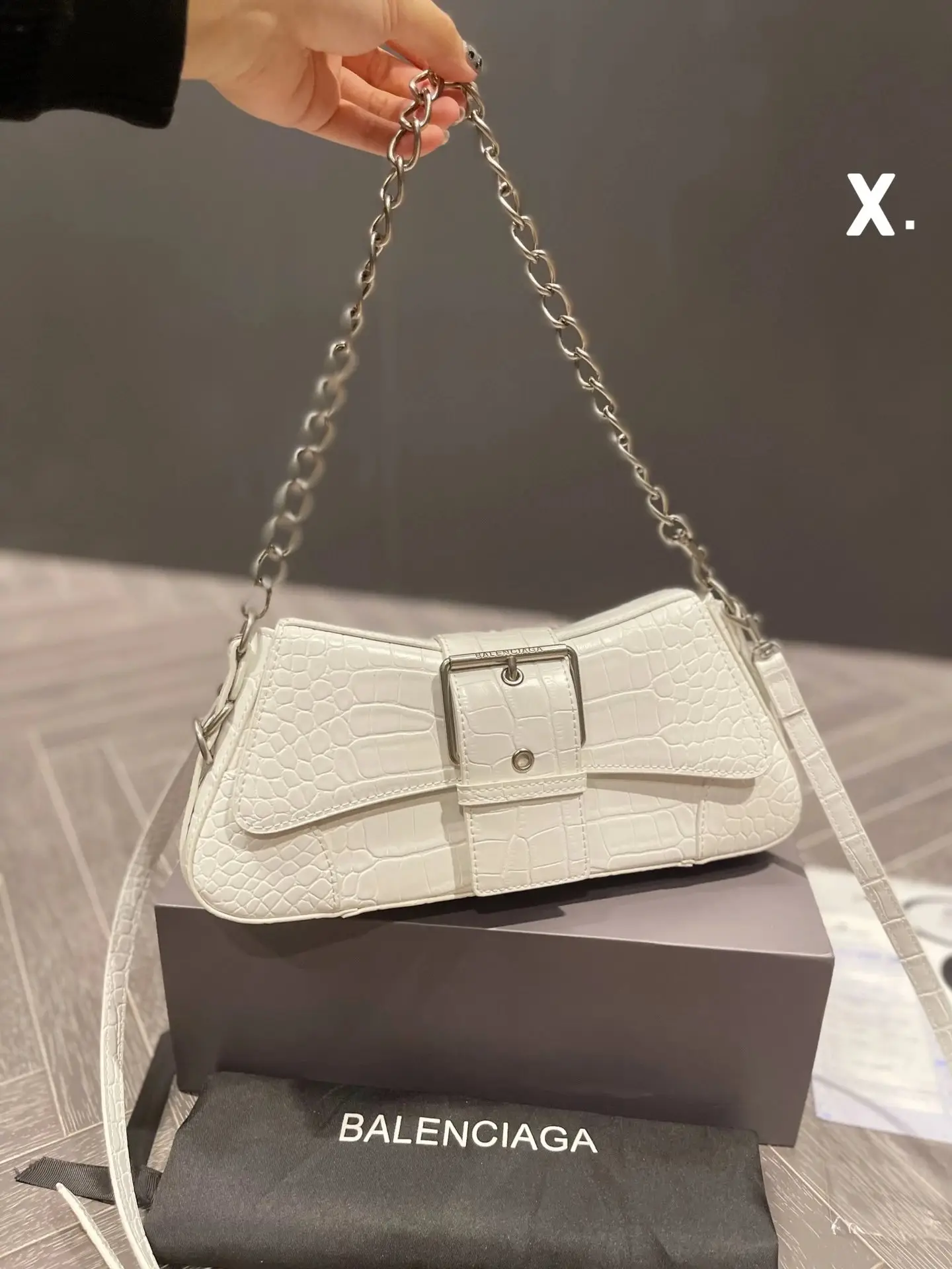 Balenciaga Chain Bag 4 · Balenciaga 1:1 rep bag from $69 · DHL from Guangzhou, China