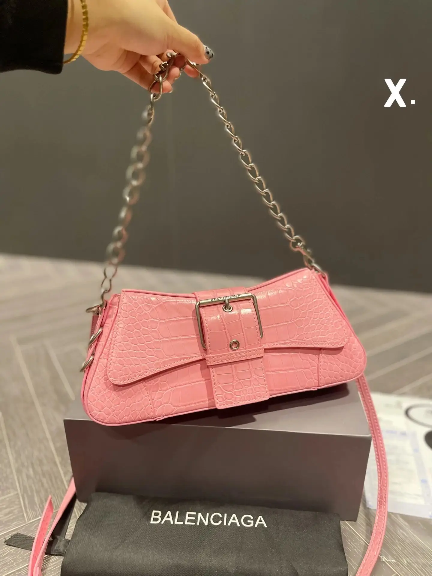 Balenciaga Chain Bag 5 — Balenciaga 1:1 rep bag from $69 · DHL from Guangzhou, China