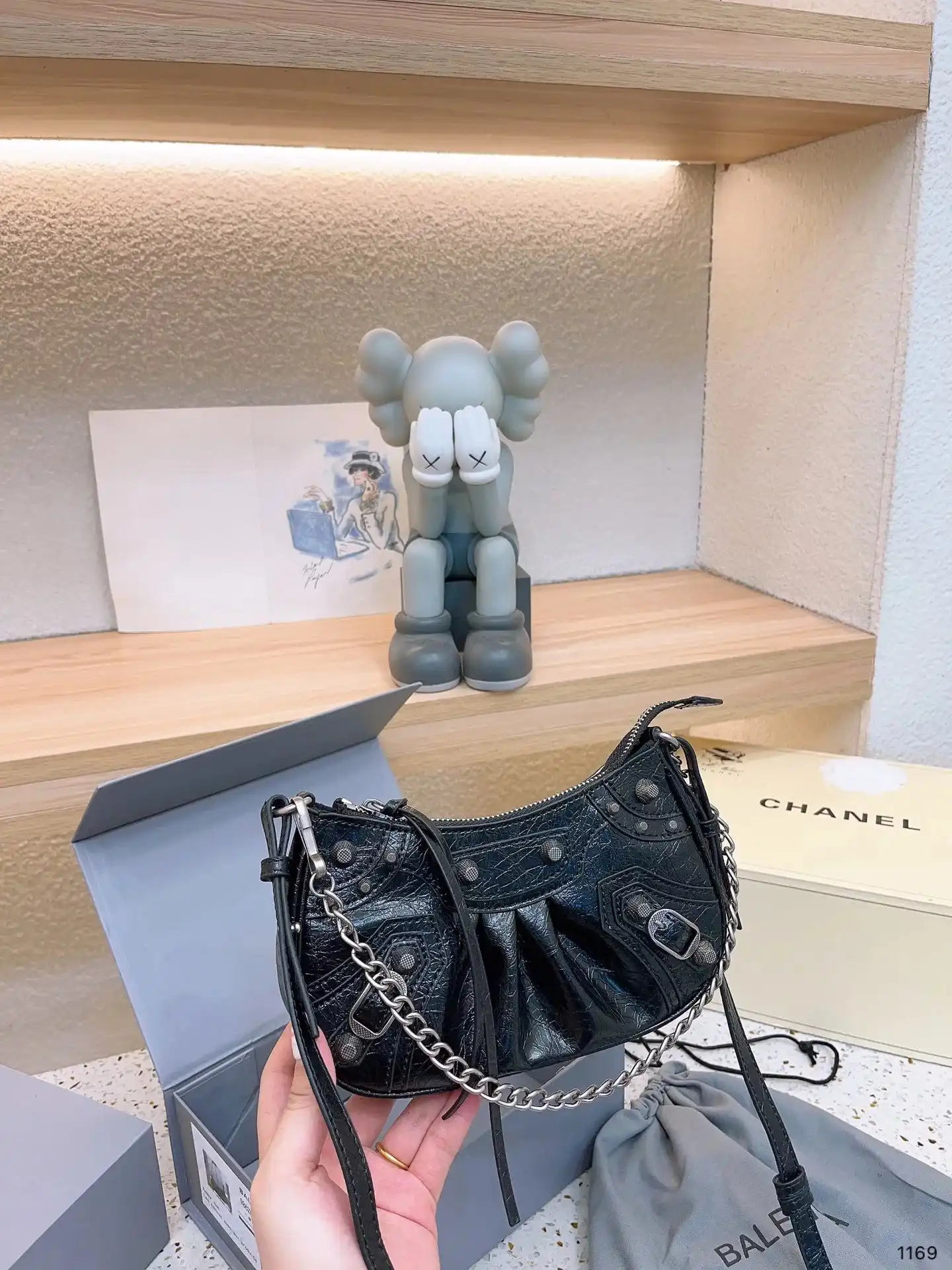 Balenciaga Saddle Bag 3 — Balenciaga 1:1 rep bag from $69 · DHL from Guangzhou, China