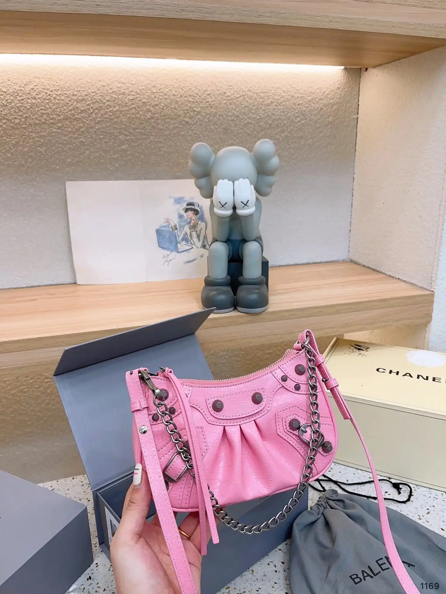 Balenciaga Saddle Bag 5, Balenciaga 1:1 rep bag from $69 · DHL from Guangzhou, China