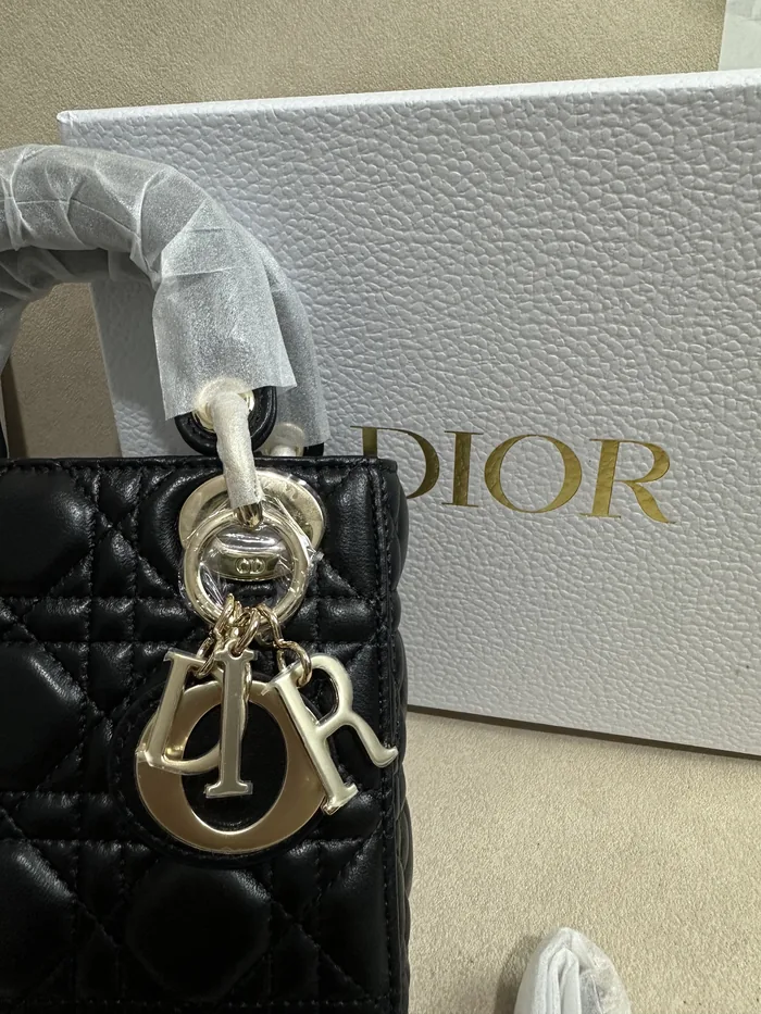 Dior Lady rep bag with original-style DIOR gift box and dust bag before packing for DHL from Guangzhou, China shipping